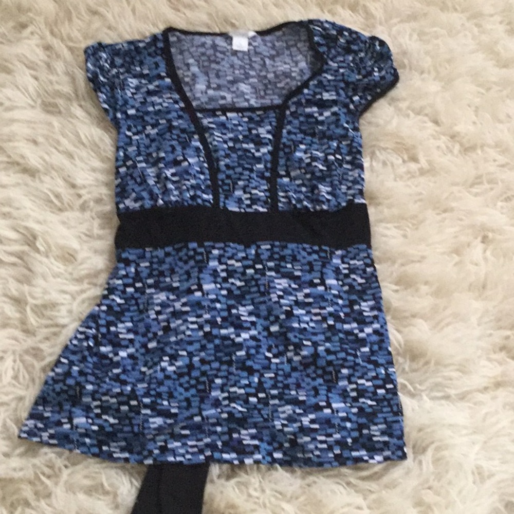 Womens sleeveless top